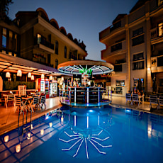 Club Karakaş Apart Otel
